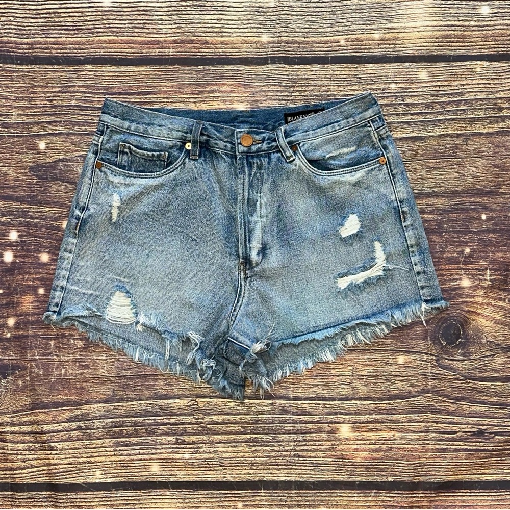 Women’s Blank NYC distressed cut off denim shorts. Size 31. GUC.